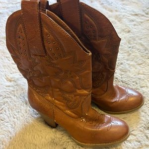 Women’s Mossimo Brown Boots Size 6.5